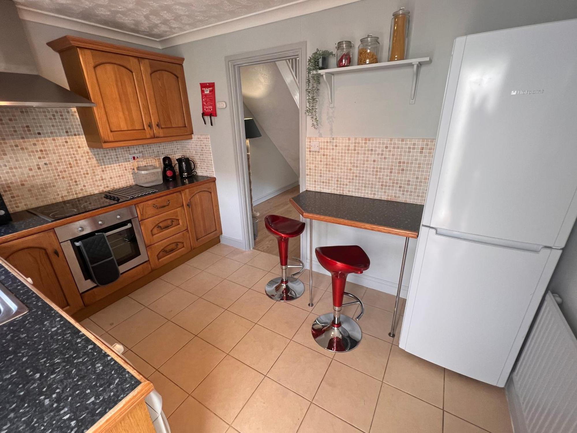 Contractors Or Family House - M1 Nottingham - Ikea Retail Park - Catkin Drive - 2 Bed Home With Driveway, Private Garden, Sleeps 4 - Tv'S In All Rooms Giltbrook المظهر الخارجي الصورة